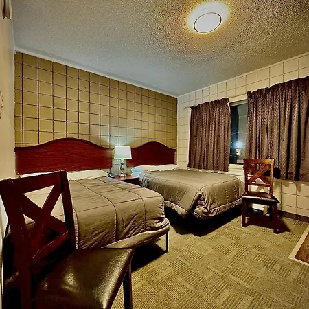 Caravel Motel Swift Current Exterior photo