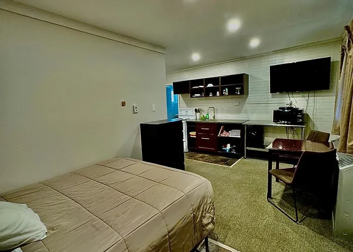 Caravel Motel