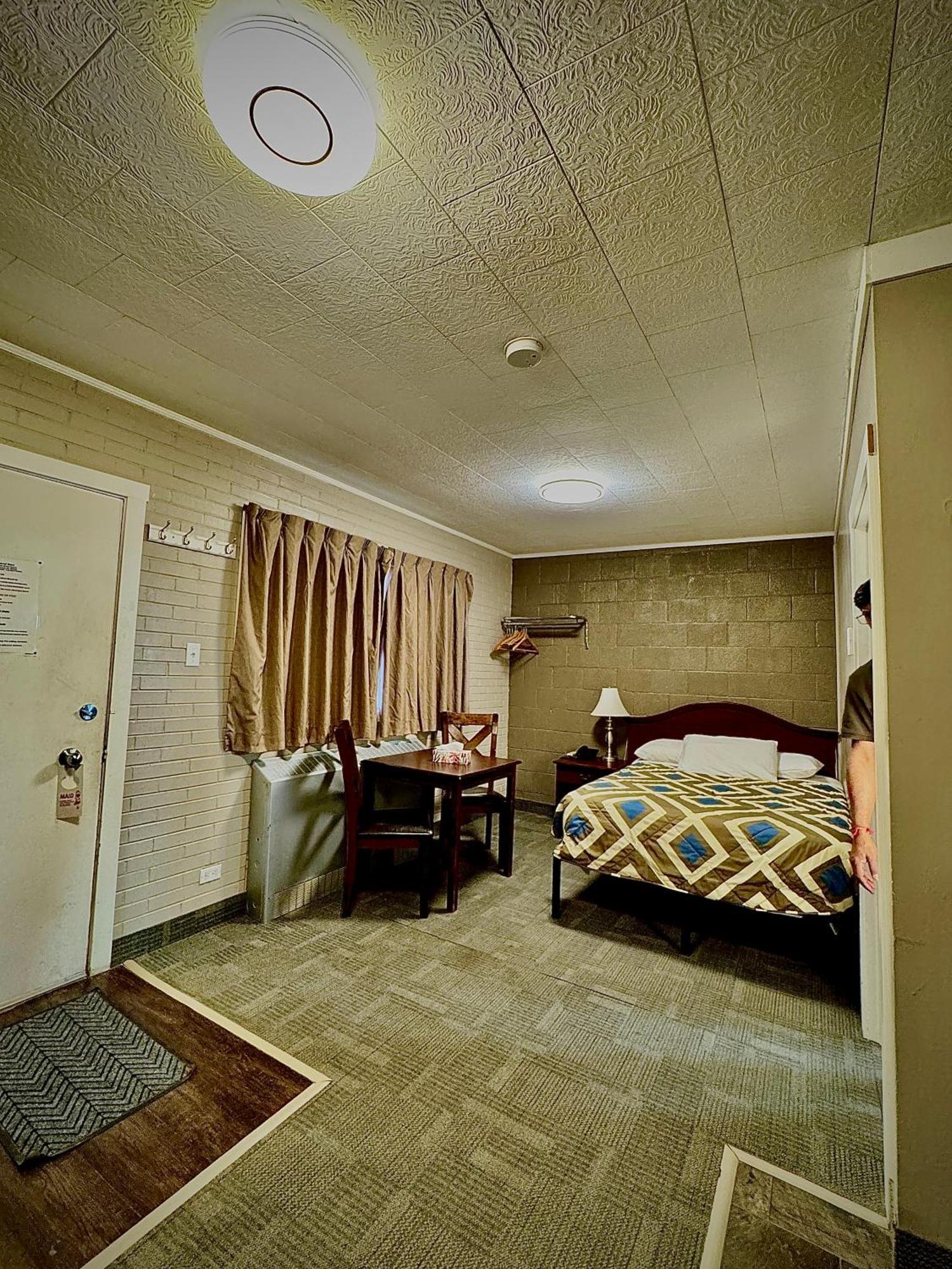 Motel Caravel